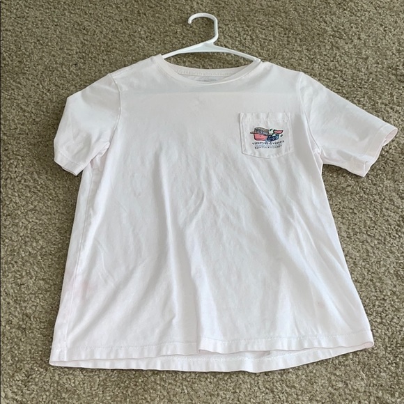 145th Kentucky derby vineyard vines tee small 🎉HP🎉 - Picture 2 of 4